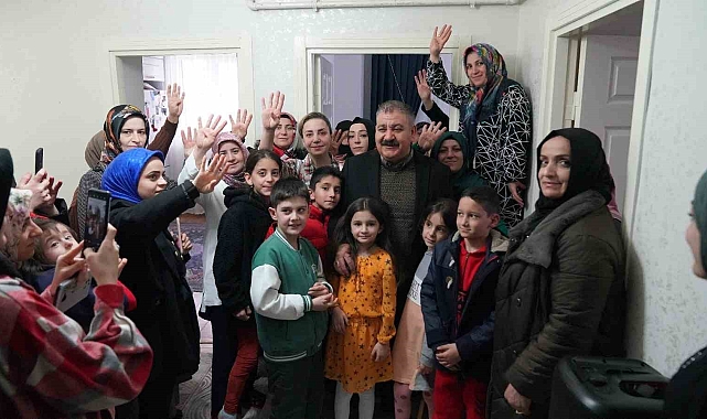Sunar sahanın tozunu attırıyor