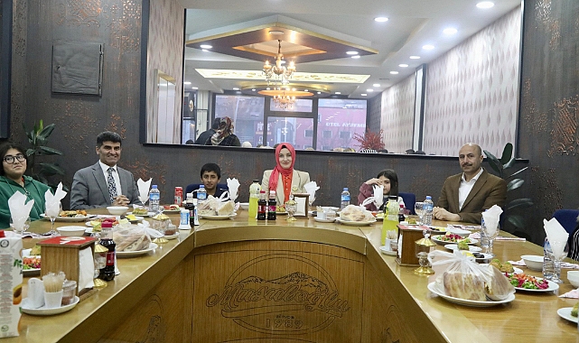 Vali Koç’un eşi, Ağrı’daki “Sevgi Evlerinde” kalan çocuklarla iftarda buluştu