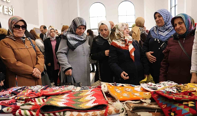 Van'da kadınların el emeği göz nuru ürünleri sergilendi