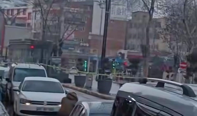 Van'ın En Yoğun Caddesinde Şüpheli Çanta Alarmı