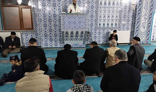 Varto'da ilk teravih namazı kılındı