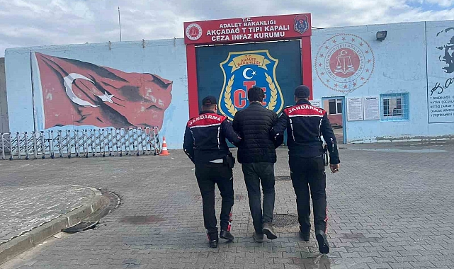 Yakalanan FETÖ firarisi tutuklandı