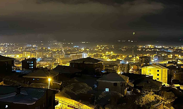 Yüksekova'da sahur vakti 3,1 büyüklüğünde deprem