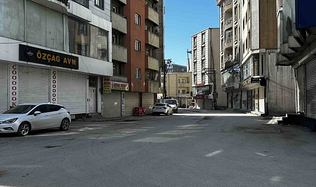 Yüksekova'da seçimler nedeniyle sokaklar boş kaldı