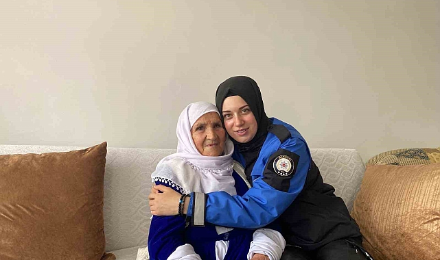 100 yaşındaki Zeynep nineye ziyaret
