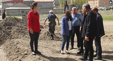 Ağrı Belediye Başkanı Aras, altyapı çalışmalarını inceledi