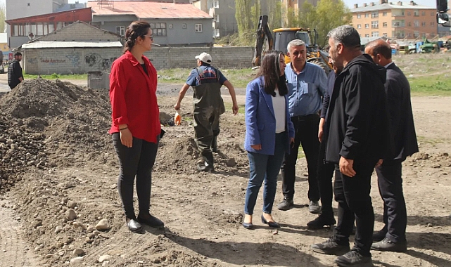 Ağrı Belediye Başkanı Aras, altyapı çalışmalarını inceledi