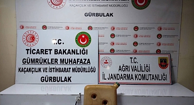 Ağrı’da çekiciye bağlı dorsede 20 litre sıvı uyuşturucu ele geçirildi