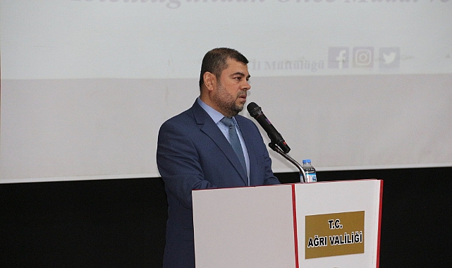 Ağrı’da Hac Eğitim ve Bilgilendirme Semineri verildi