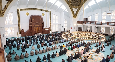 Ağrı'da şehitler için Mevlid-i Şerif programı düzenlendi