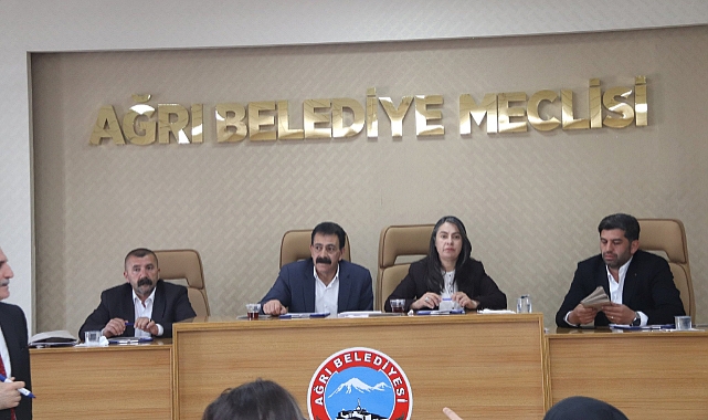 Ağrı’da yeni dönemin ilk meclis toplantısı yapıldı