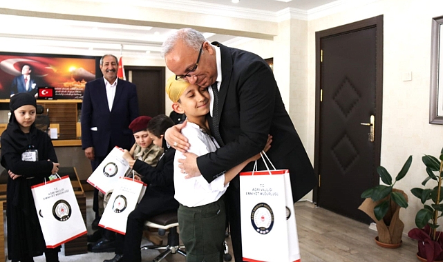 Ağrı Emniyet Müdürü İpar, Selahaddin Eyyubi İlkokulu öğrencilerini misafir etti