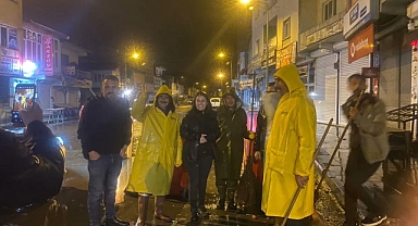 Ağrı’nın sokak temizliğine kadın eli değdi