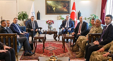 Ağrı Valisi Koç, "Düzensiz Göçle Mücadele ve Koordinasyon" toplantısına katıldı