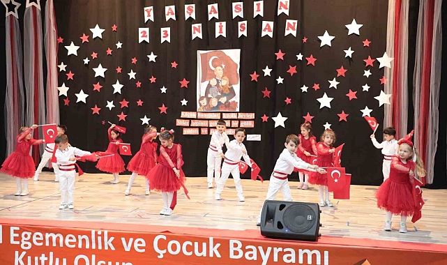 Ağrı'da, Ulusal Egemenlik ve Çocuk Bayramı coşkuyla kutlandı