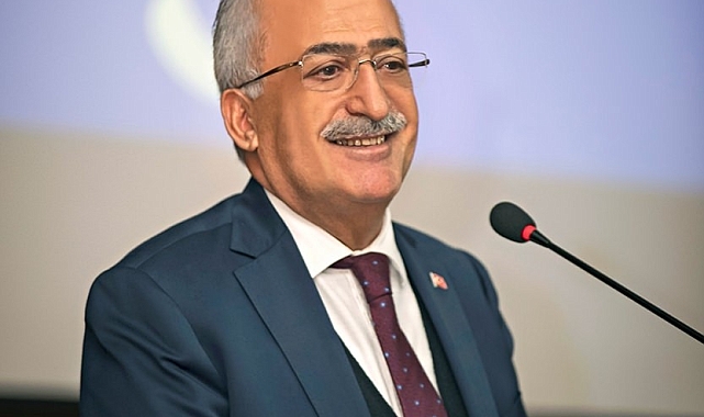 Atatürk Üniversitesi Rektörü Prof. Dr. Ömer Çomaklı, "Kût'ül Amâre Zaferinin Yıl Dönümü Kutlu Olsun"