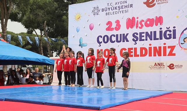 Aydın Büyükşehir Belediyesi 23 Nisan'ı şenliklerle kutladı