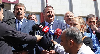 Başkan Sunar mazbatasını aldı