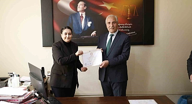Başkan Yakut, mazbatasını aldı