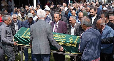 Beşiktaş'taki yangında hayatını kaybeden Erzincanlı Binali Çayır son yolculuğuna uğurlandı