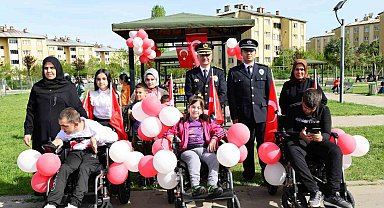 Bingöl Emniyet Müdürlüğü'nden çocuk bayramına yakışır hediye