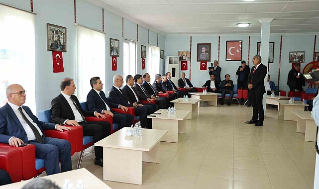 Bingöl il protokolünde bayramlaşma programı
