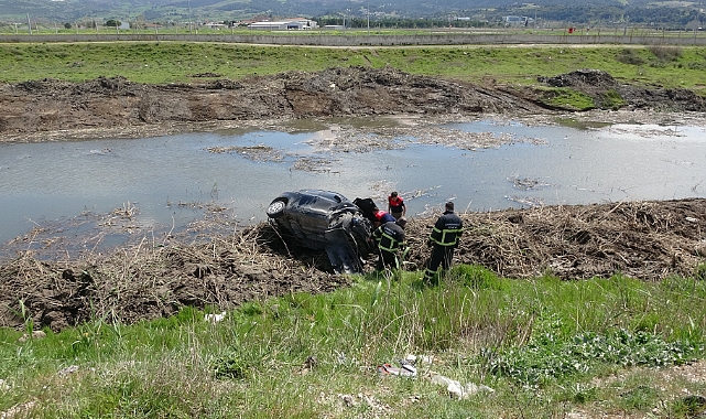 Çanakkale'de feci kaza: Otomobil Çay yatağına uçtu