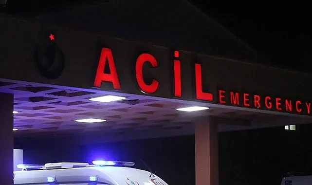 Çorum'da feci kaza! Araçlar kafa kafaya çarpıştı: Anne ve kızı hayatını kaybetti