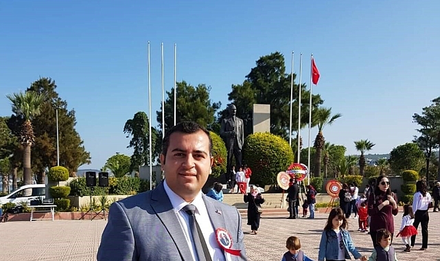 Demokrat Eğitimciler Sendikası Demokrat Eğitimciler Sendikası Mehmet Güleç; "1 Mayıs emek ve dayanışma günümüz kutlu olsun"