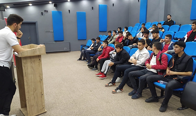 Eleşkirt'te sporculara "Bağımlılıkla Mücadele" semineri verildi