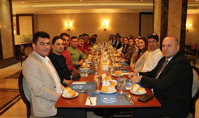 Elite World Van Hotel, İranlı acente temsilcilerini ağırladı