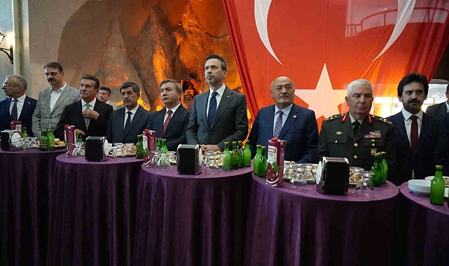 Enerji ve Tabii Kaynaklar Bakanı Alparslan Bayraktar: "Bir dönem adı terörle anılan, girilemez denilen Gabar, çok şükür bugün petrolle anılıyor"