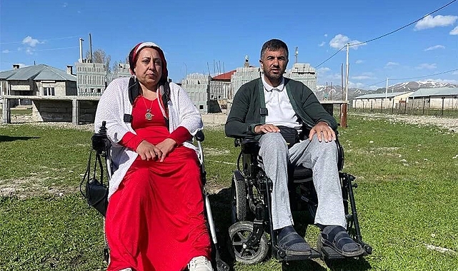Engelli çift, inşaatını bitiremedikleri evleri için destek bekliyor