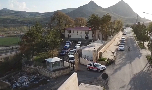 Erzincan'da kaçakçılık operasyonu: 5 gözaltı