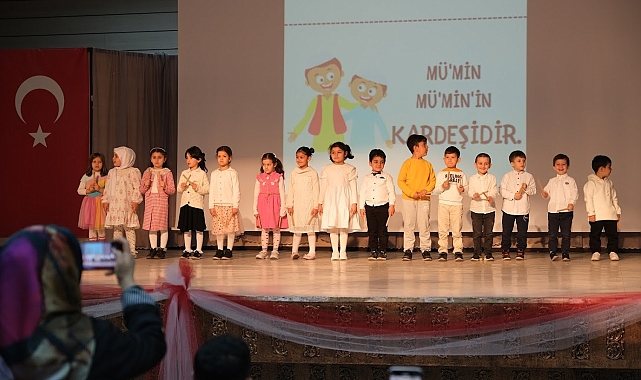 Erzincan'da öksüz ve yetimler sevindirildi