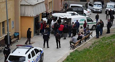 Erzincan'daki göçükten 1 işçinin daha cansız bedenine ulaşıldı