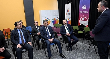 Erzurum Valisi Çiftçi ETÜ Kristal'e konuk oldu