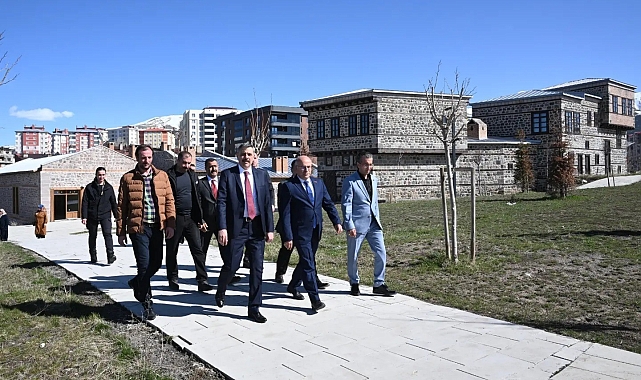 Erzurum Valisi Mustafa Çiftçi'den Üçkümbetler'e inceleme