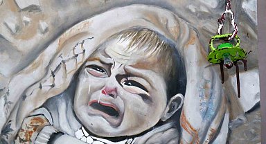 Erzurum'da 16 öğrenci Gazze'nin sesini fırçalarıyla tuvale çizdiler