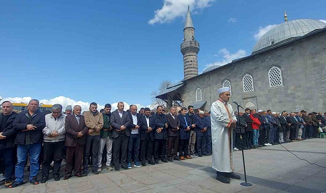Erzurum'da da Gazzede şehit edilenler için gıyabi cenaze namazı kılındı