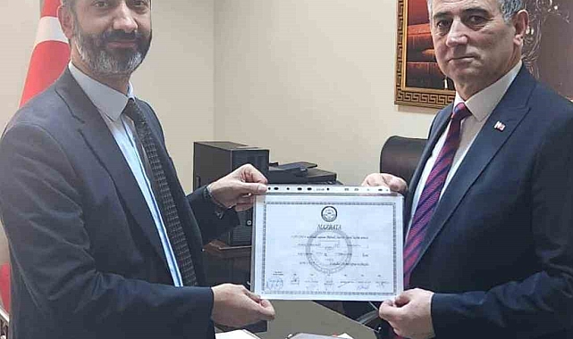 Erzurum'da rekora giden muhtar yeniden seçildi