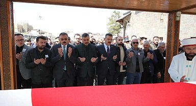 Erzurumlu Kıbrıs Gazisi Kıbrıs Gazisi Hanifi Kıcır dualarla uğurlandı
