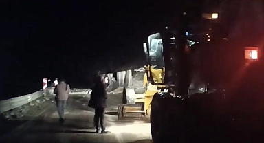 Hakkari-Van karayolundaki heyelanda faciadan dönüldü