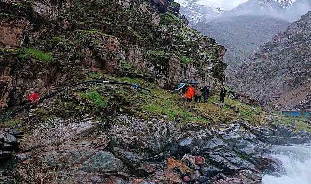 Hakkaride at kurtarma operasyonu