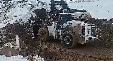 Hakkari'de heyelan meydana geldi