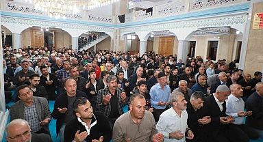 Hakkari'de Kadir Gecesi idrak edildi
