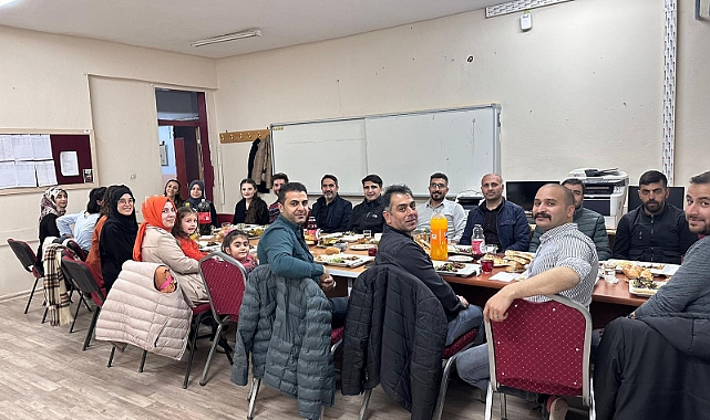 Hamur'da Öğretmenlerle İftar Sofrası Buluşması