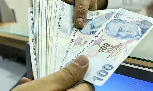 Hazine ve Maliye Bakanlığı açıkladı: Memur ve sözleşmeli personel maaşları ne zaman yatacak? Bayrama sayılı günler kaldı!