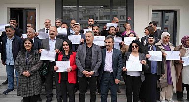 Iğdır Belediye Başkanı Mehmet Nuri Güneş mazbatasını  aldı