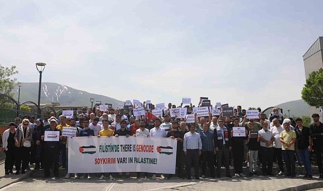 Iğdır Üniversitesi ABD'deki Üniversitelerin Gazze eylemlerine destek gösterisi yaptı